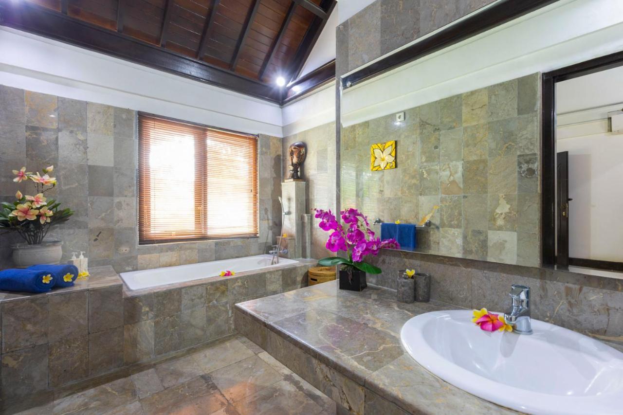 Villa Kibbi Seminyak  Bagian luar foto