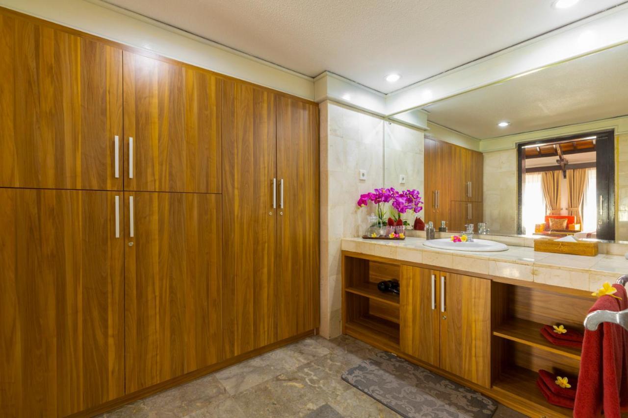 Villa Kibbi Seminyak  Bagian luar foto