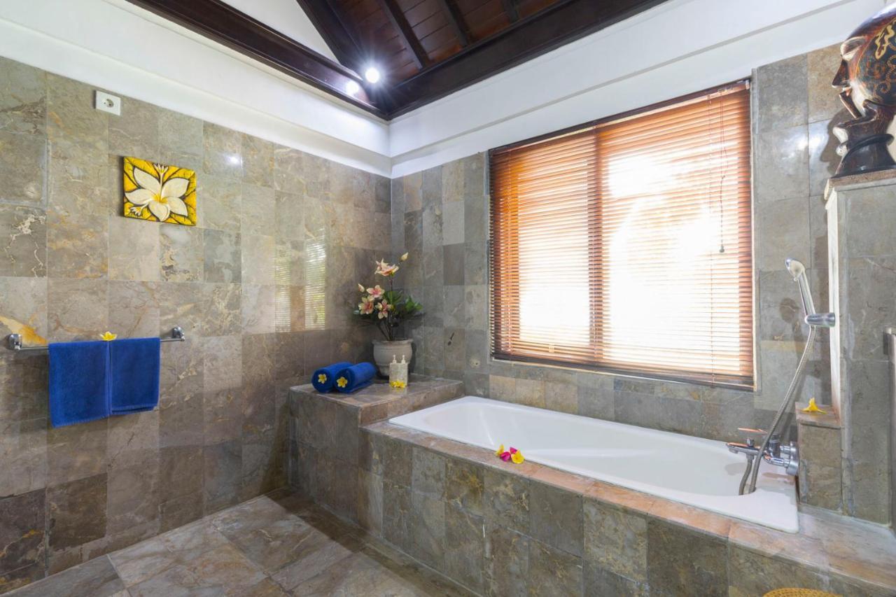 Villa Kibbi Seminyak  Bagian luar foto