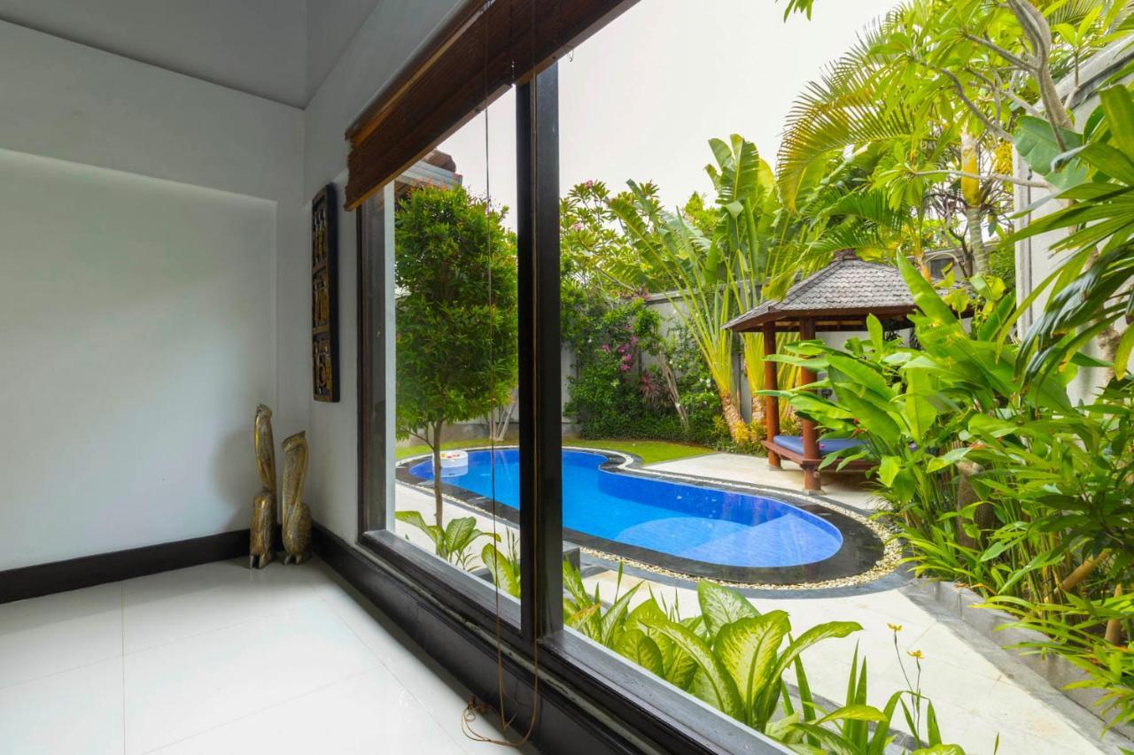 Villa Kibbi Seminyak  Bagian luar foto